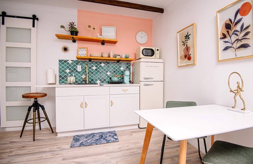 Clearwater Apartment | Spotless, cozy studio with private entrance & parking, free WiFi in Clearwater.