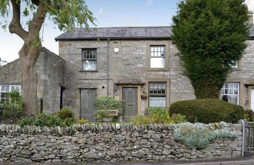 Austwick House | Spoutscroft Cottage