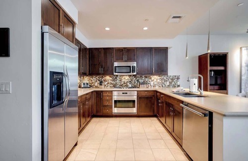Downtown Steamboat Springs Condo | Sprawling Condo | Central Downtown | Summer A/C