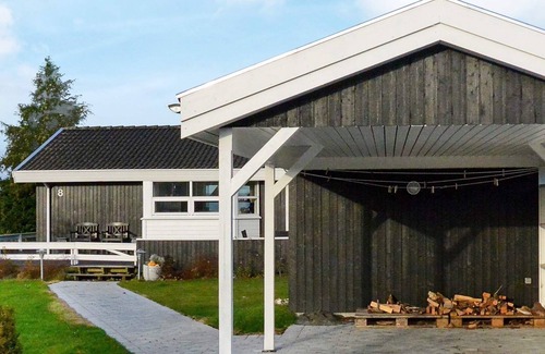 Vemmenæs House | Sprawling Holiday Home in Syddanmark with Whirlpool