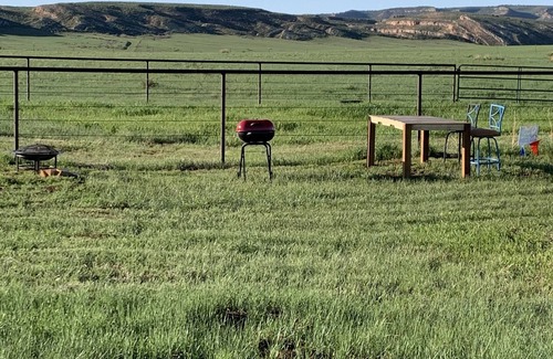 Livermore House | Sprawling Ranch RV Parking