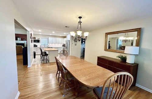 Wichita House | Sprawling ranch W/HUGE Yard, Patio, & W/D