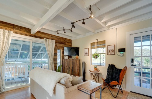 Spring Branch Cabin | Spring Branch Vacation Rental w/ Hot Tub & Pool!