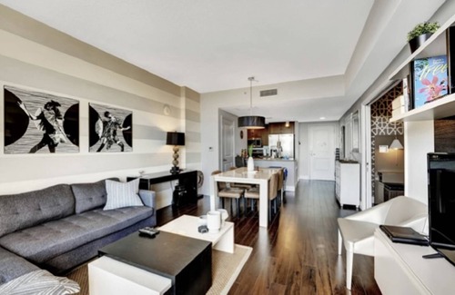 Boynton Beach Condo | Spring Deals! The Sunrise Suite - Casa Costa 309N, Pools, Jacuzzi, Beach, Shops & Dog Friendly