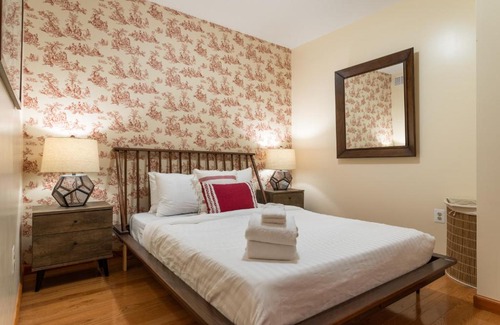 Center City Apartment | Spring Garden near Center City by Sosuite