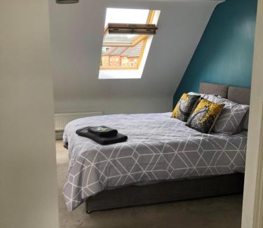 Dudley Apartment | Spring House - Staycation - Perfect for Contractors & Families - 2 Parking Spaces