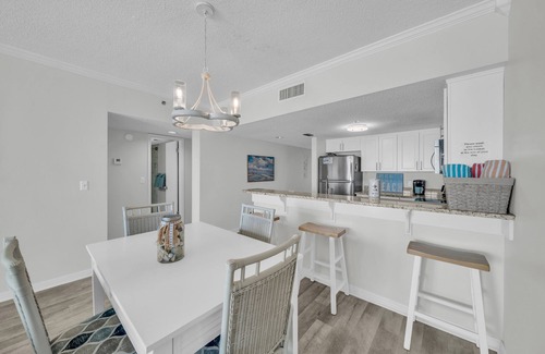 Ono Island Condo | Spring into Tropical Winds #703!