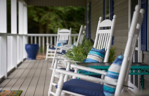 Fleetwood House | SPRING LODGE - A Beautiful & Private retreat 5 minutes from Blue Ridge Parkway