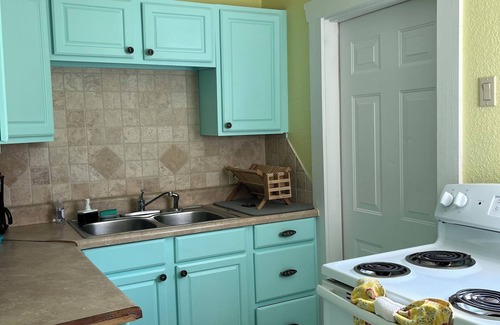 Jacksonville Beach House | Spring Retreat Free WiFi and Parking Just steps away from the Ocean