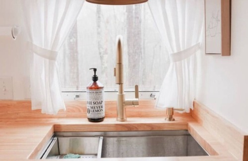 Sparta House | Spring Sale! Family Airstream with Lake Acess