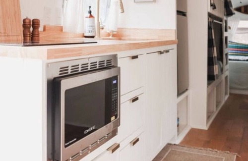Sparta House | Spring Sale! Family Airstream with Lake Acess