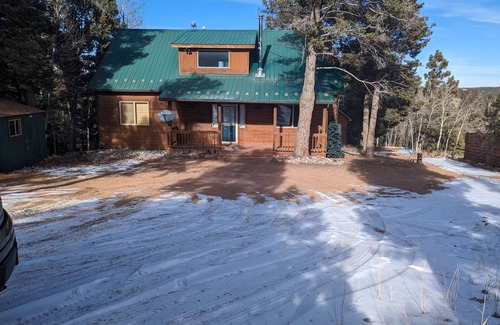 Divide Cabin | Spring Special! Mountain Aerie!