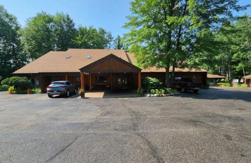 Prudenville House | Springbrook Inn AuSable