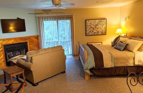 Prudenville House | Springbrook Inn Cedar Trail