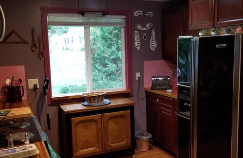 Sixteen Acres House | Springfield home with a view Private first floor