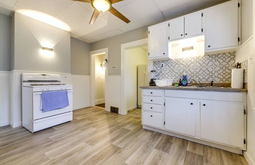 Springfield Apartment | Springfield Vacation Rental Near MCM Springfield!