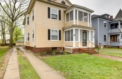 Springfield Apartment | Springfield Vacation Rental Near MCM Springfield!