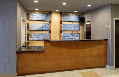 Bakersfield Hotel | SpringHill Suites Bakersfield