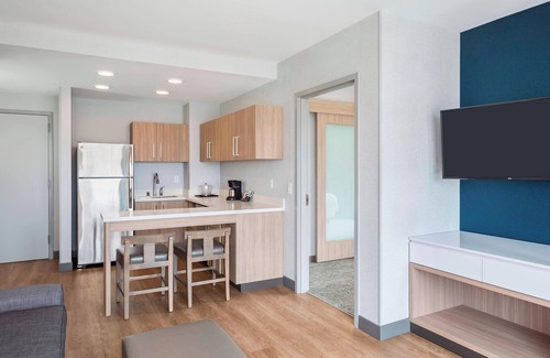 Madison Hotel | SpringHill Suites by Marriott Madison