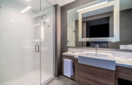 Oakland Hotel | SpringHill Suites by Marriott Oakland Airport