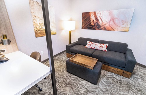 Guasti Hotel | SpringHill Suites by Marriott Ontario Airport/Rancho Cucamonga