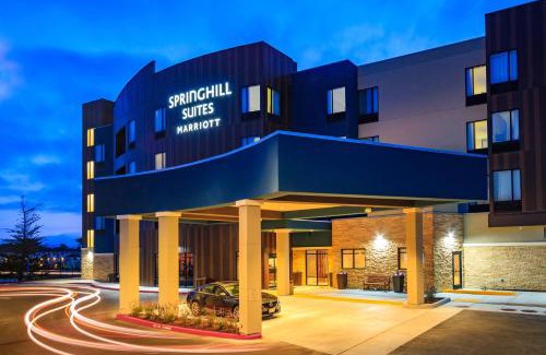Marina Hotel | SpringHill Suites by Marriott The Dunes On Monterey Bay