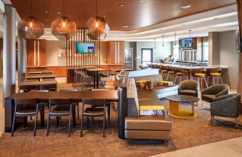 Marina Hotel | SpringHill Suites by Marriott The Dunes On Monterey Bay