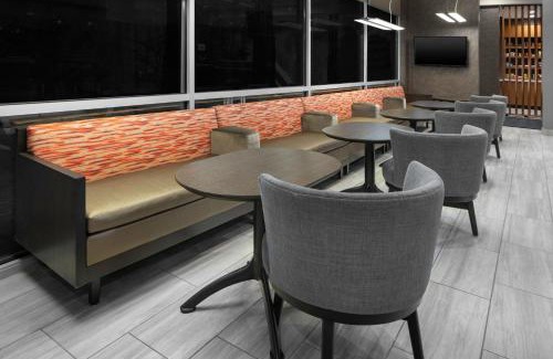 Apex Hotel | SpringHill Suites by Marriott Raleigh Apex