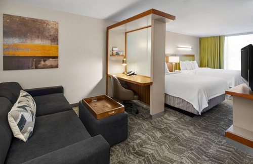 Woodlands Village Hotel | SpringHill Suites Flagstaff