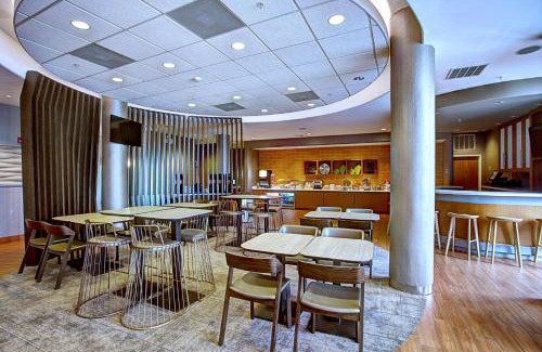 Harrisburg Hotel | SpringHill Suites Harrisburg Hershey
