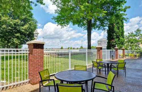 Lexington Hotel | SpringHill Suites Lexington Near the University of Kentucky