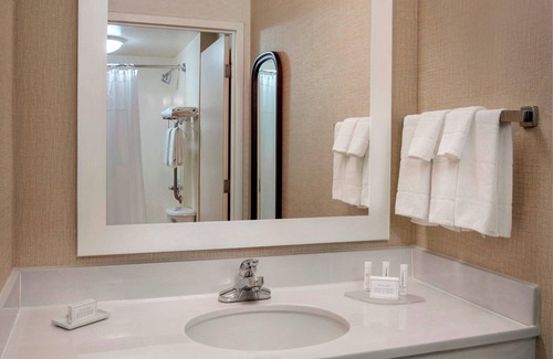 Willow Grove Hotel | SpringHill Suites Philadelphia Willow Grove