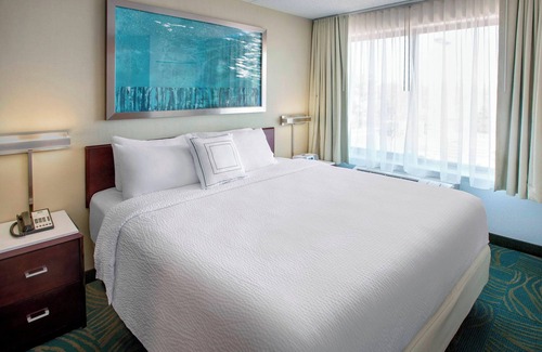 Willow Grove Hotel | SpringHill Suites Philadelphia Willow Grove