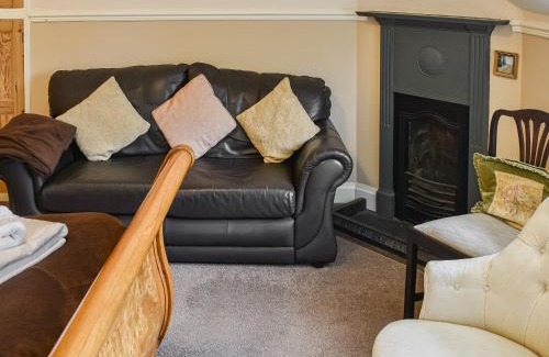 Near Sawrey House | Springwell