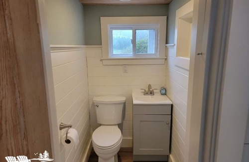 Ocean Point House | SPRUCE CABIN | OCEAN POINT | 3 Bed, 1 Bath