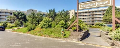 Gearhart House | Spruce Landing