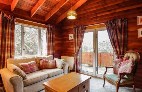 Marybank House | Spruce Lodge
