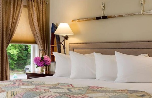Holderness Hotel | Squam Lake Inn