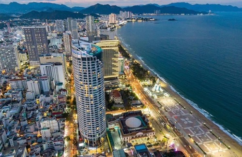 Tran Phu Beach Apartment | Square Apartment seaview with VietNam's highest rooftop pool and sky bar