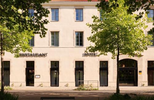 La Roche-sur-Yon Hotel | Square Lodge Hotel La Roche sur Yon - Handwritten Collection