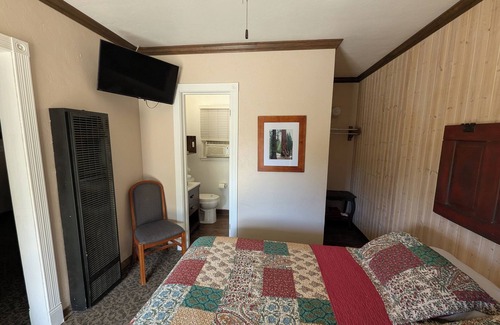 Squaw Valley Cabin | Squaw Valley Motel Room #1