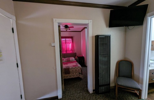 Squaw Valley Cabin | Squaw Valley Motel Room #1