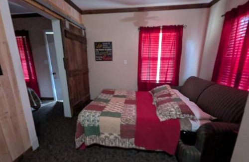 Squaw Valley Hotel | Squaw Valley Motel Room 1