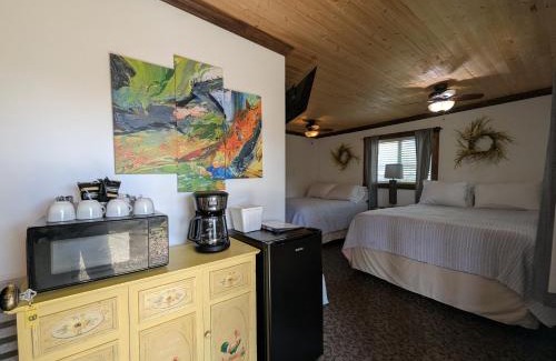 Squaw Valley Hotel | Squaw Valley Motel Room 8