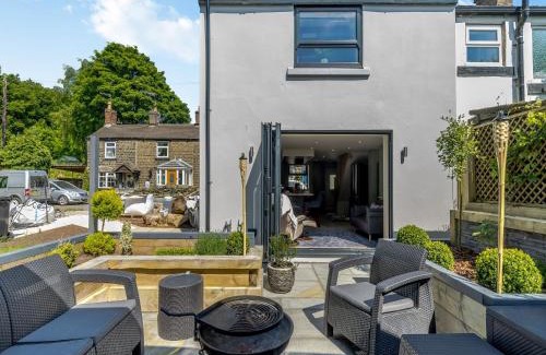 Padfield House | Squirrel Cottage