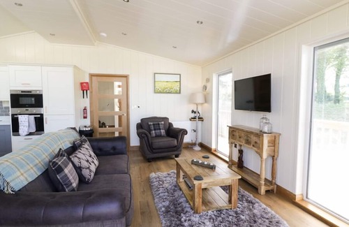 Gargrave Cottage | SQUIRREL LODGE, family friendly, luxury holiday cottage in Gargrave