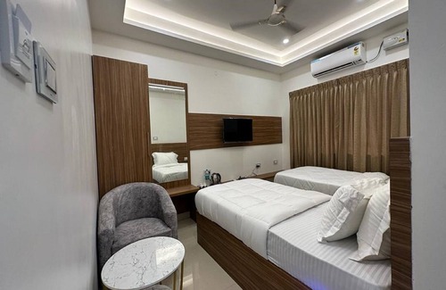 Srirangam Hotel | Sri Krishna Residency