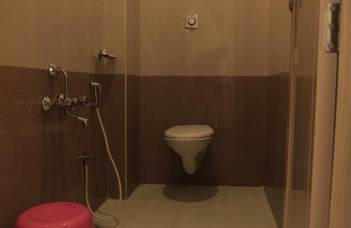 Tiruvannamalai Hotel | Sri Sarvesha Residency Temple view