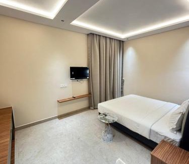 Uttangarai Hotel | Sri Vasam by Aarin