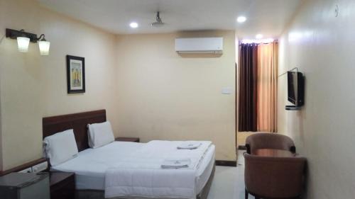 Vellore Hotel | Sriannamalaiyar residency